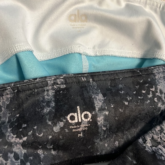 Alo yoga 2 leggings - Picture 3 of 5